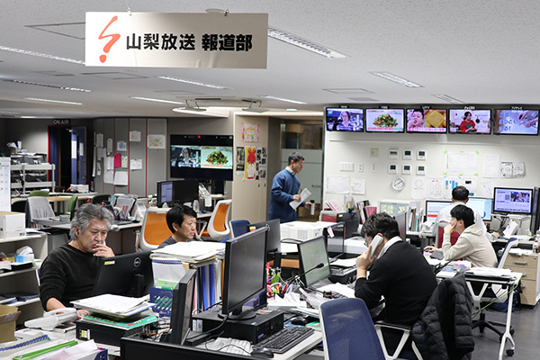 山梨放送 報道制作局